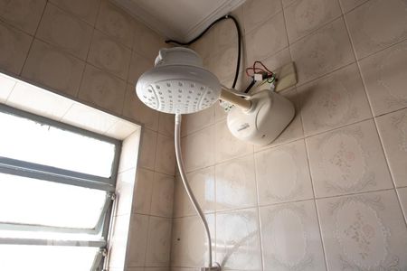 Casa à venda com 185m², 3 quartos e 2 vagasBanheiro da suíte 2