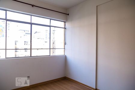 Quarto de apartamento para alugar com 1 quarto, 54m² em Centro, Belo Horizonte