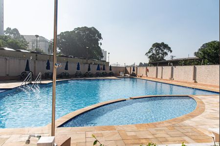 Apartamento para alugar com 49m², 2 quartos e 1 vagaPiscina do clube