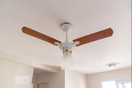 Ventilador de apartamento para alugar com 2 quartos, 49m² em Taboão, São Paulo