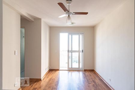 Sala de apartamento para alugar com 2 quartos, 49m² em Taboão, São Paulo