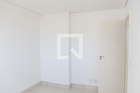 Apartamento para alugar com 76m², 2 quartos e 1 vagaQuarto