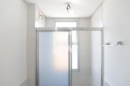 Apartamento para alugar com 76m², 2 quartos e 1 vagaBanheiro