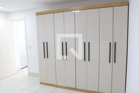 Apartamento para alugar com 76m², 2 quartos e 1 vagaSuíte