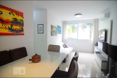 Sala de apartamento à venda com 2 quartos, 68m² em Marechal Rondon, Canoas