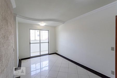 Sala de apartamento para alugar com 3 quartos, 65m² em Santa Inês, Belo Horizonte