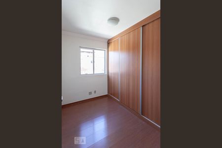 Quarto 1 de apartamento para alugar com 3 quartos, 65m² em Santa Inês, Belo Horizonte