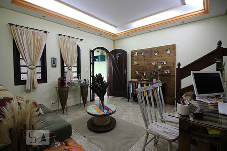 Sala de casa à venda com 3 quartos, 175m² em Santa Terezinha, São Bernardo do Campo