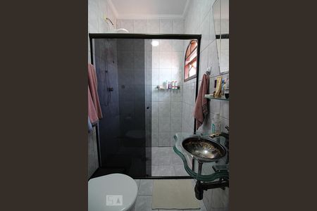 Casa à venda com 175m², 3 quartos e 2 vagasBanheiro da Suíte