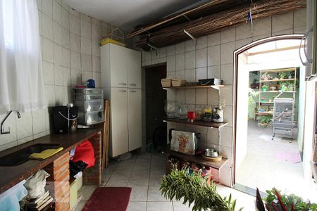 Casa à venda com 175m², 3 quartos e 2 vagasCozinha 2