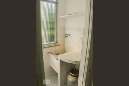 Apartamento para alugar com 60m², 2 quartos e sem vagalavanderia