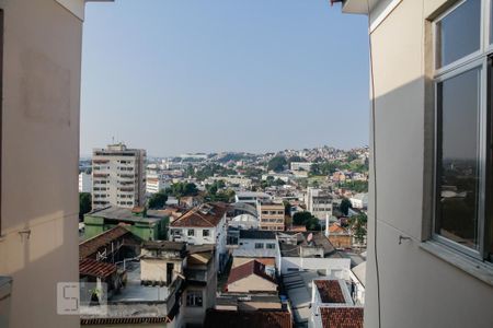 Apartamento para alugar com 60m², 2 quartos e sem vagavista da janela do corredor