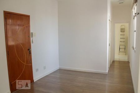 sala de apartamento para alugar com 2 quartos, 60m² em São Francisco Xavier, Rio de Janeiro