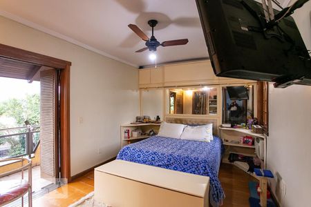 Casa à venda com 420m², 4 quartos e 3 vagasSuíte