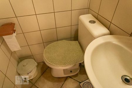 Casa à venda com 420m², 4 quartos e 3 vagasDetalhe