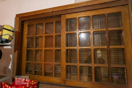 Casa à venda com 420m², 4 quartos e 3 vagasDetalhe