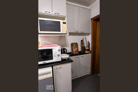 Casa à venda com 420m², 4 quartos e 3 vagasDetalhe