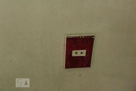 Casa à venda com 420m², 4 quartos e 3 vagasDetalhe