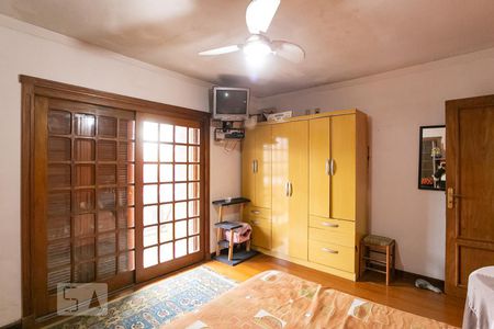 Casa à venda com 420m², 4 quartos e 3 vagasQuarto 2