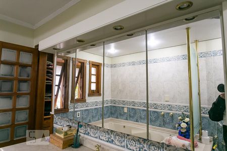 Casa à venda com 420m², 4 quartos e 3 vagasDetalhe