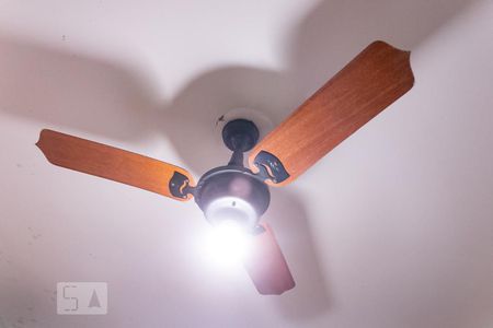 Casa à venda com 420m², 4 quartos e 3 vagasDetalhe