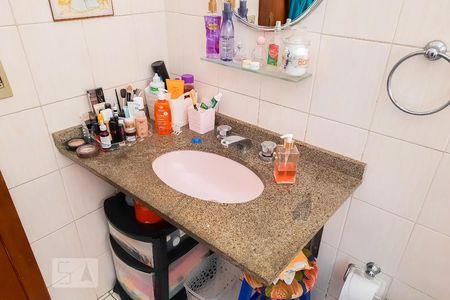 Casa à venda com 313m², 4 quartos e 6 vagasBanheiro da Suíte 3