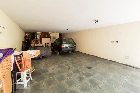 Casa à venda com 313m², 4 quartos e 6 vagasGaragem