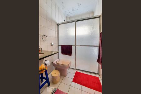 Casa à venda com 313m², 4 quartos e 6 vagasBanheiro da Suíte 3