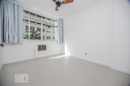 Quarto 1 de apartamento para alugar com 2 quartos, 75m² em Ingá, Niterói