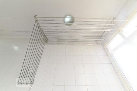 Apartamento à venda com 180m², 4 quartos e 4 vagas Apartamento à venda com 180m², 4 quartos e 4 vagasÁrea de Serviço - Varal