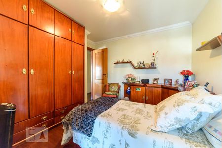 Apartamento à venda com 180m², 4 quartos e 4 vagas Apartamento à venda com 180m², 4 quartos e 4 vagasSuíte 1