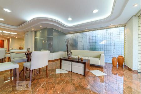 Apartamento à venda com 180m², 4 quartos e 4 vagas Apartamento à venda com 180m², 4 quartos e 4 vagasÁrea comum - Salão de festas