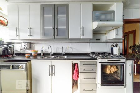 Apartamento à venda com 180m², 4 quartos e 4 vagas Apartamento à venda com 180m², 4 quartos e 4 vagasCozinha - Armários