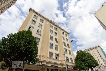 Fachada de apartamento para alugar com 1 quarto, 30m² em Centro, Rio de Janeiro