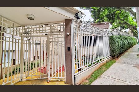 Apartamento para alugar com 62m², 3 quartos e 1 vaga Apartamento para alugar com 62m², 3 quartos e 1 vagaFachada