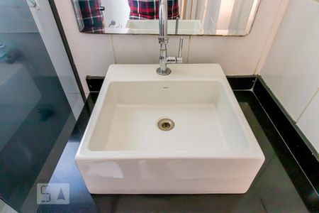 Apartamento para alugar com 56m², 2 quartos e 1 vaga Apartamento para alugar com 56m², 2 quartos e 1 vagaBanheiro