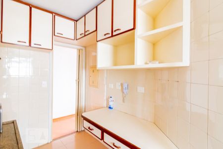Apartamento para alugar com 56m², 2 quartos e 1 vaga Apartamento para alugar com 56m², 2 quartos e 1 vagaCozinha