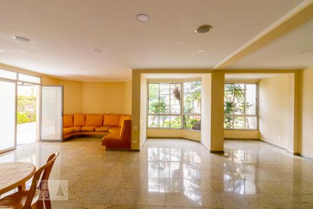 Apartamento para alugar com 56m², 2 quartos e 1 vaga Apartamento para alugar com 56m², 2 quartos e 1 vagaÁrea comum - Salão de festas
