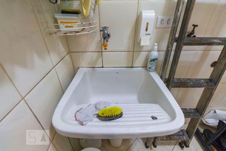 Casa à venda com 198m², 3 quartos e 2 vagasÁrea de Serviço