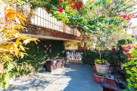 Casa à venda com 198m², 3 quartos e 2 vagasÁrea Externa