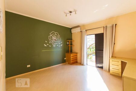 Casa à venda com 198m², 3 quartos e 2 vagasQuarto 3 - Suíte