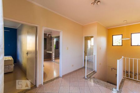 Casa à venda com 198m², 3 quartos e 2 vagasHall dos quartos