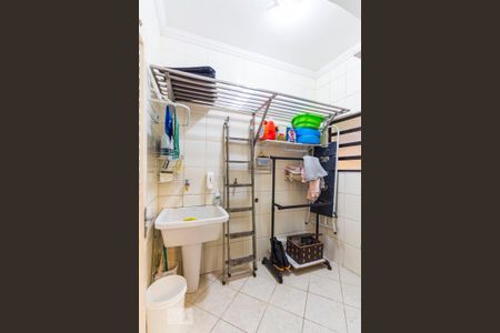 Casa à venda com 198m², 3 quartos e 2 vagasÁrea de Serviço