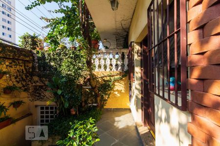 Casa à venda com 198m², 3 quartos e 2 vagasEntrada