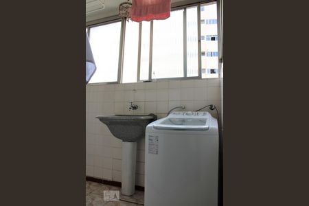Apartamento para alugar com 90m², 2 quartos e sem vagaÁrea de serviço