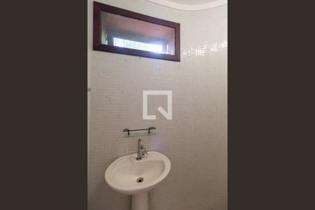 Casa para alugar com 150m², 3 quartos e 2 vagas Casa para alugar com 150m², 3 quartos e 2 vagasLavabo