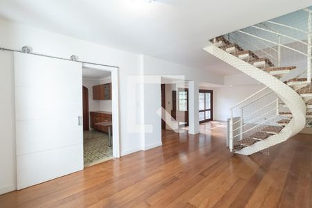 Sala de casa para alugar com 3 quartos, 150m² em Sumaré, São Paulo