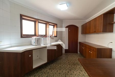 Casa para alugar com 150m², 3 quartos e 2 vagas Casa para alugar com 150m², 3 quartos e 2 vagasCozinha