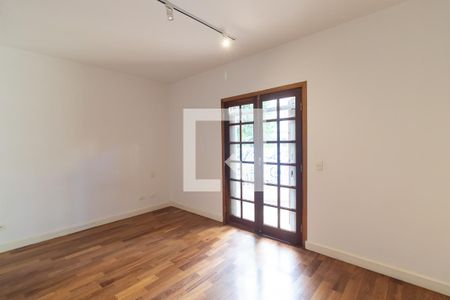 Casa para alugar com 150m², 3 quartos e 2 vagas Casa para alugar com 150m², 3 quartos e 2 vagasSuíte