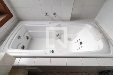 Casa para alugar com 150m², 3 quartos e 2 vagas Casa para alugar com 150m², 3 quartos e 2 vagasBanheiro da suíte